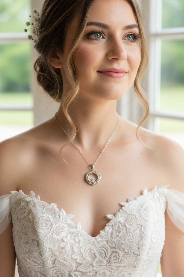 Embracing Celtic Heritage: The Enduring Allure of Celtic Jewelry for Brides