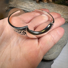Load image into Gallery viewer, Lucina Moon Bracelet