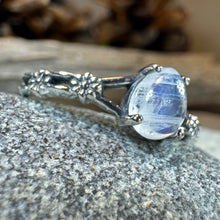 Load image into Gallery viewer, Fira Moonstone Ring