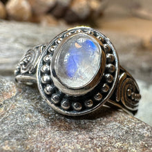 Load image into Gallery viewer, Galilah Celtic Moonstone Ring