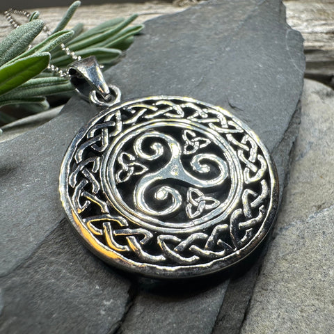 Load image into Gallery viewer, Nova Celtic Spiral Necklace