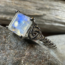 Load image into Gallery viewer, Keagan Moonstone Ring