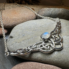 Load image into Gallery viewer, Helen Celtic Knot Necklace