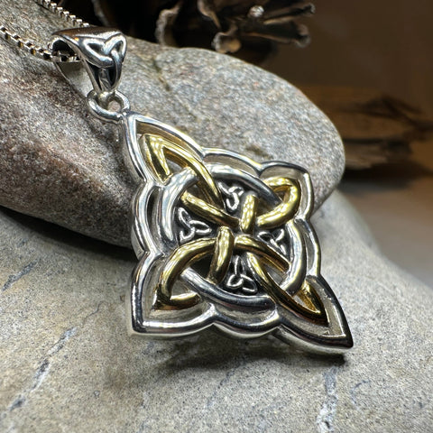 Load image into Gallery viewer, Classic Quaternary Knot Necklace in Sterling Silver