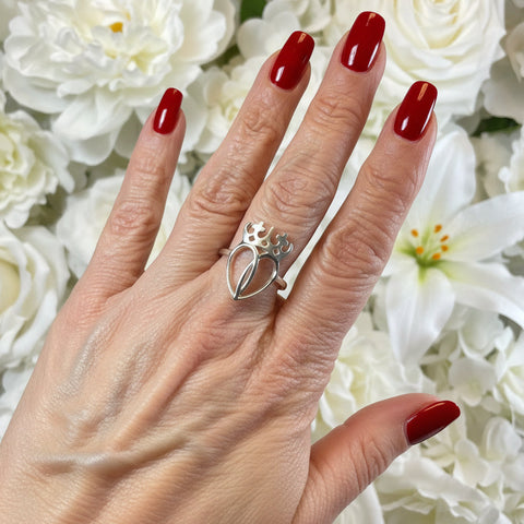 Load image into Gallery viewer, Lady Arieen Scottish Luckenbooth Ring in Sterling Silver