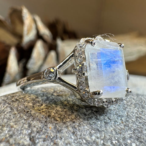 Load image into Gallery viewer, Tianna Moonstone Ring