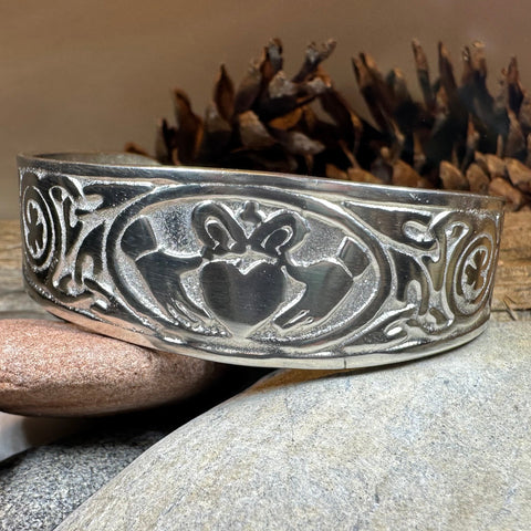 Load image into Gallery viewer, Galway Claddagh Cuff Bracelet for Women