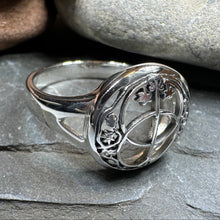 Load image into Gallery viewer, Chalice Well Ring