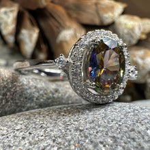 Load image into Gallery viewer, Torra Celtic Ring