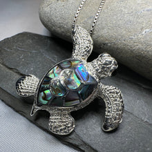 Load image into Gallery viewer, Abalone Turtle Necklace