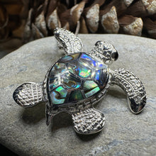 Load image into Gallery viewer, Abalone Turtle Necklace
