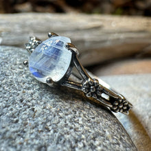 Load image into Gallery viewer, Fira Moonstone Ring