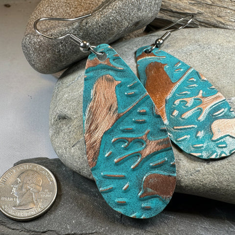 Load image into Gallery viewer, Wintersong Bird Copper Earrings