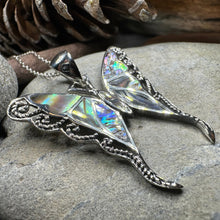Load image into Gallery viewer, Whitney Butterfly Necklace