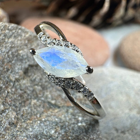Load image into Gallery viewer, Winter Ice Moonstone Ring