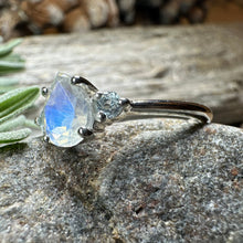 Load image into Gallery viewer, Rylena Moonstone Ring