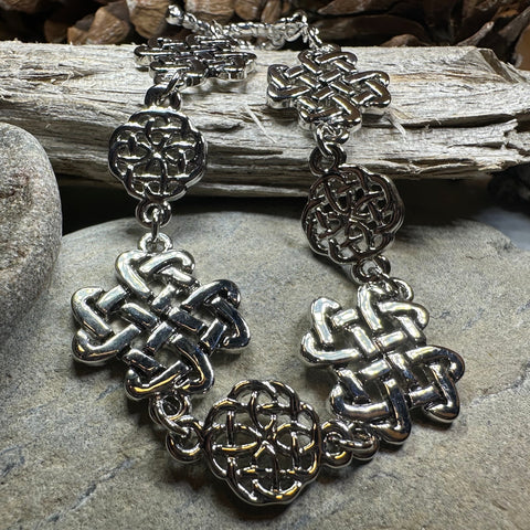 Load image into Gallery viewer, Irish Celtic Knot Bracelet