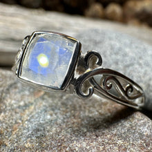 Load image into Gallery viewer, Coriena Moonstone Ring