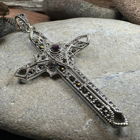 Load image into Gallery viewer, Wyn Celtic Cross Necklace