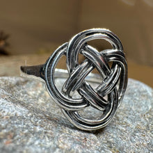 Load image into Gallery viewer, Ailre Celtic Knot Ring