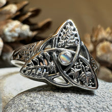 Load image into Gallery viewer, Oak Ash Thorn Moonstone Ring