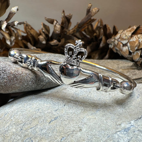 Load image into Gallery viewer, Ballisodare Claddagh Bracelet