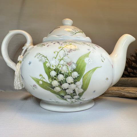 Load image into Gallery viewer, Lily of the Valley Fine China Teapot
