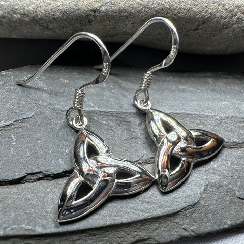Load image into Gallery viewer, Dainty Trinity Knot Earrings