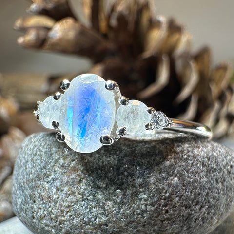 Load image into Gallery viewer, Winter Fire Moonstone Ring