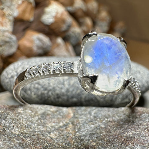 Load image into Gallery viewer, Emiliana Moonstone Promise Ring