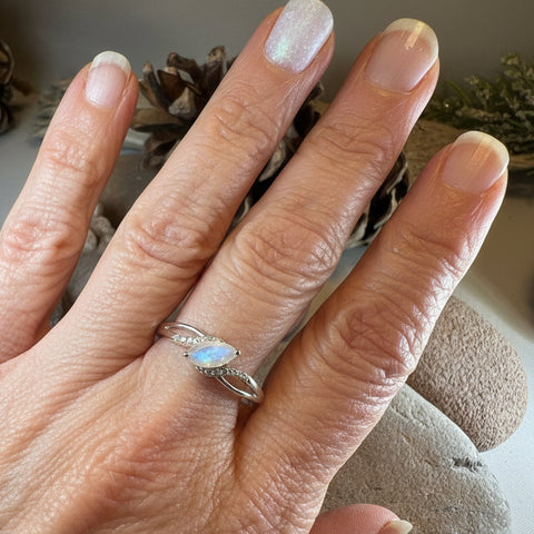 Load image into Gallery viewer, Winter Ice Moonstone Ring