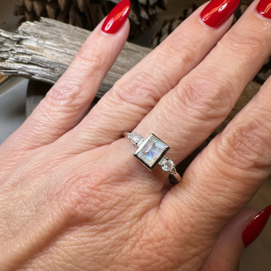 Anja Moonstone Ring in Sterling Silver