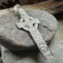 Load image into Gallery viewer, Artisan Irish Durrow Cross Necklace