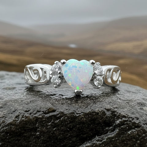 Load image into Gallery viewer, Sweetheart Opal Ring in Sterling Silver