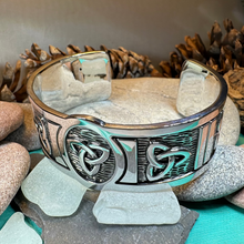 Load image into Gallery viewer, Trinity Knot Cuff Bracelet