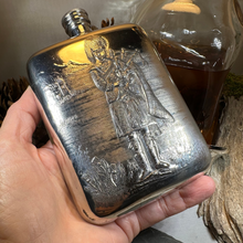 Load image into Gallery viewer, Bagpiper Pewter Hip Flask