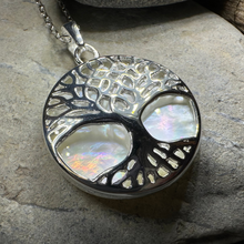 Load image into Gallery viewer, Nachtona Tree of Life Necklace