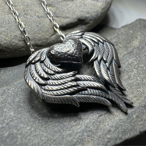 Load image into Gallery viewer, Seraphina Angel Wings Necklace