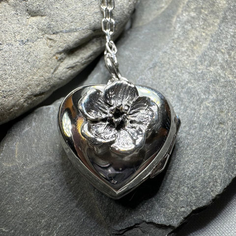 Load image into Gallery viewer, Dogwood Flower Silver Locket Necklace