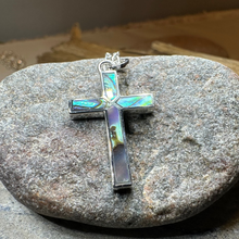 Load image into Gallery viewer, Elegance Cross Necklace