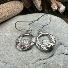 Load image into Gallery viewer, Celtic Claddagh Earrings