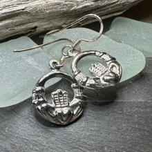 Load image into Gallery viewer, Celtic Claddagh Earrings