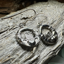 Load image into Gallery viewer, Celtic Claddagh Earrings