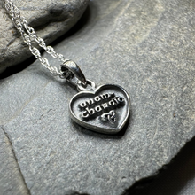 Load image into Gallery viewer, Petite Scottish Anam Charaid Necklace