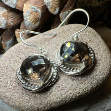 Load image into Gallery viewer, Foraoise Celtic Knot Earrings