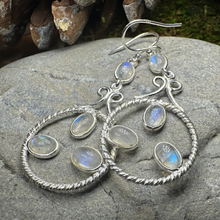 Load image into Gallery viewer, Raelynn Celtic Earrings