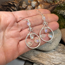 Load image into Gallery viewer, Raelynn Celtic Earrings