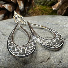 Load image into Gallery viewer, Celtic Elegance Earrings