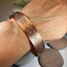 Load image into Gallery viewer, Ethne Celtic Copper Cuff Bracelet