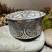 Load image into Gallery viewer, Round Celtic Trinket Box